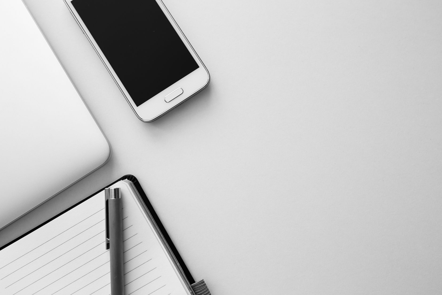 Foto zu KI für Zaunbau